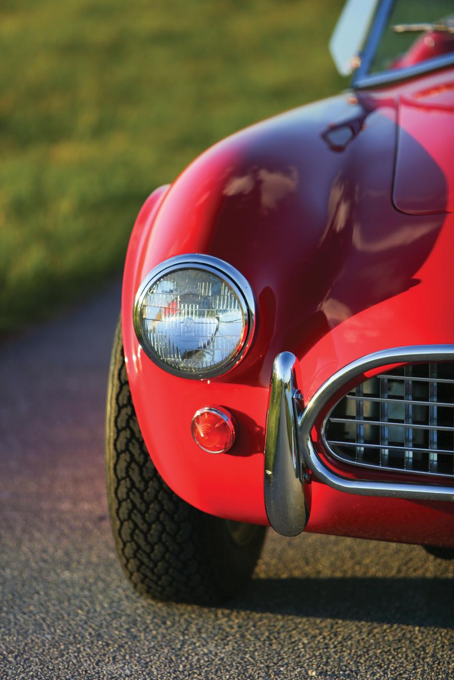 Детали экстерьера Shelby Cobra 289 (CSX 2442) 1965 года  (фото 34 из 40)